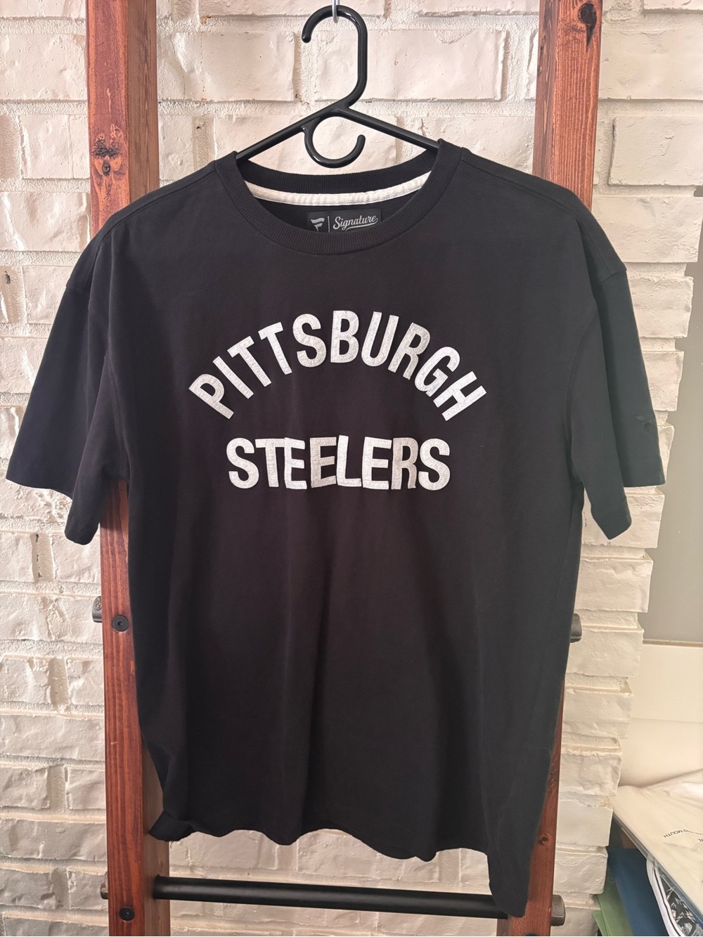 Signature Black Pittsburgh Steelers Graphic Short-Sleeve Tee